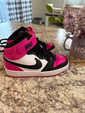Nike Kids Court Borough
